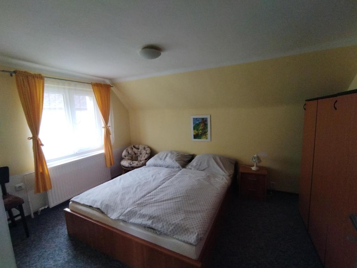 קרנוב Apartman Se Zahradou מראה חיצוני תמונה